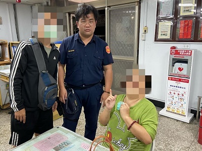 警值班尋獲緊急協尋人口，老婦家人連聲答謝