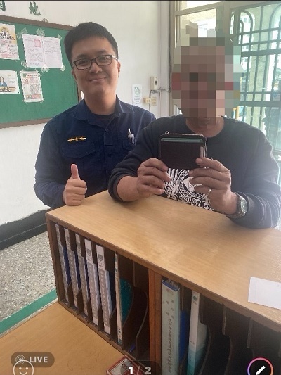 Ubr司機遺失皮夾，警找到個人名片通知認領