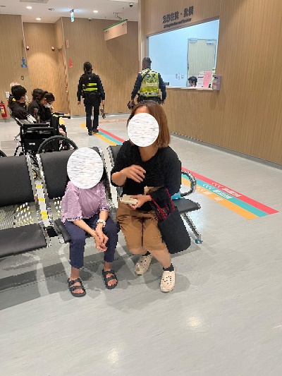 民眾小孩癲癇發作 小港警協助開路及時就醫