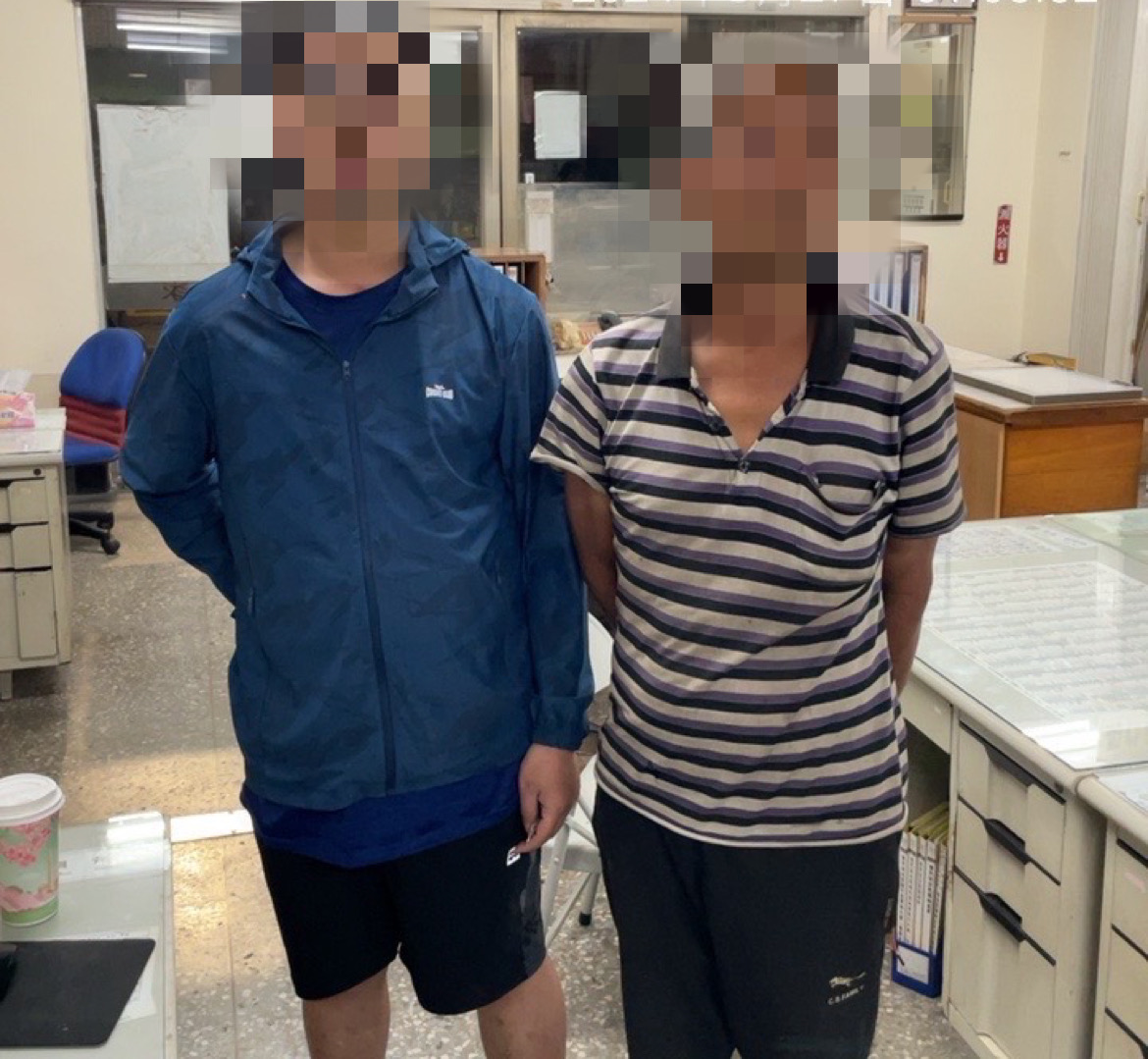 深夜驚見獨行男子，警速聯繫助返家