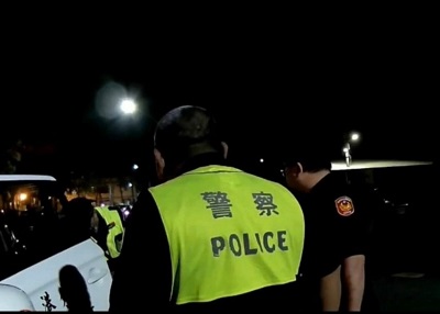 男女情侶路旁發生爭吵 警巡查發現女子為失蹤人口及5案通緝犯 2
