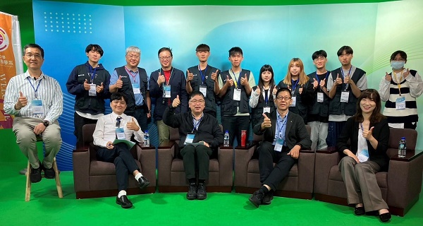 義守大學大傳系 舉辦座談會擁抱AI革新1