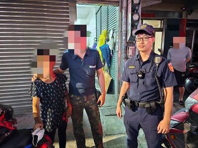 70歲失智嬤獨自步行五公里到小港，小港警暖心護送返家