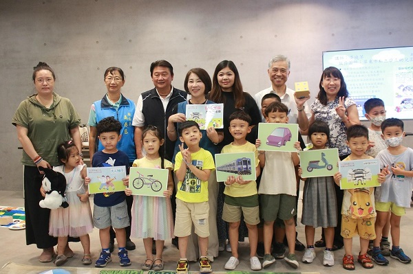 推動親子多元跨域學習 屏東客語家庭夏令營登場1