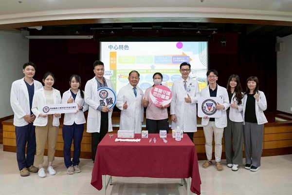 全方位守護異位性皮膚炎 高醫皮膚部全國首創漂白水浴與濕敷療法實作教學場域1