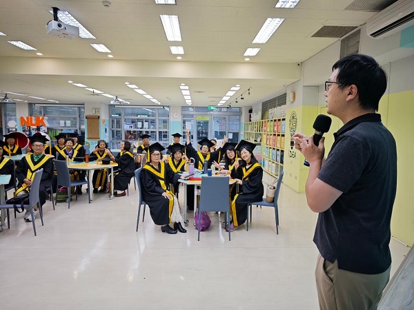 高雄大學推教中心「樂齡大學」 結業典禮溫馨登場 展現熟齡學習者熱情與活力1