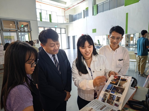 高雄大學攜手HTC 推動3D網路創作教學 藝創系師生以VIVERSE展現沉浸式設計成果1