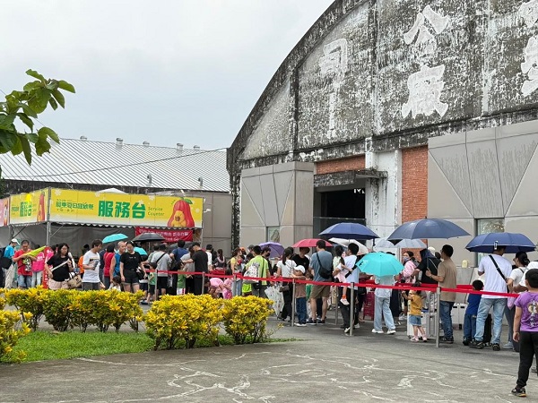 屏東夏日狂歡祭童話冰宮 調整入場機制 每日14時一次發完所有票券 每梯次統一80人1