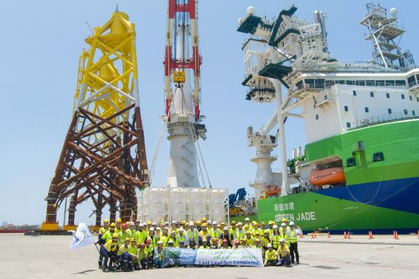 台船環海順利完成海龍離岸風場73座套管式水下基礎安裝1