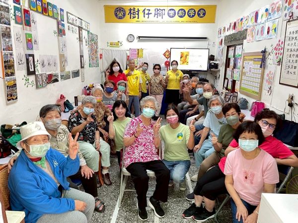 從課堂到社區：山達基志工隊點亮長輩的幸福微光2