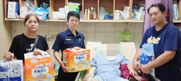 炎夏不孤單 枋警與志工是社區靠山1