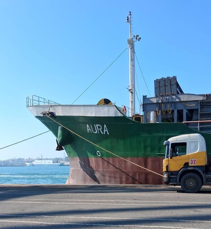 海關與港警、移民署、海巡署及調查局聯手出擊 共同為邊境把關 遏止走私不法1