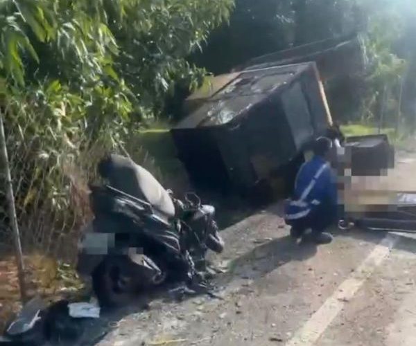 萬巒鄉怪手自大貨車翻落 壓死騎士 嚴重交通事故案4