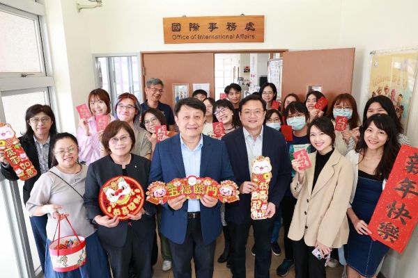 開工大吉！2026金馬迎春展新程 高雄大學新春團拜凝聚團隊力量1