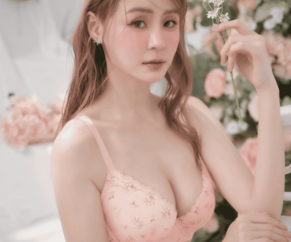 EASY SHOP 攜手短今 續寫春夏篇章 浪漫動感能量 綻放童話美胸5