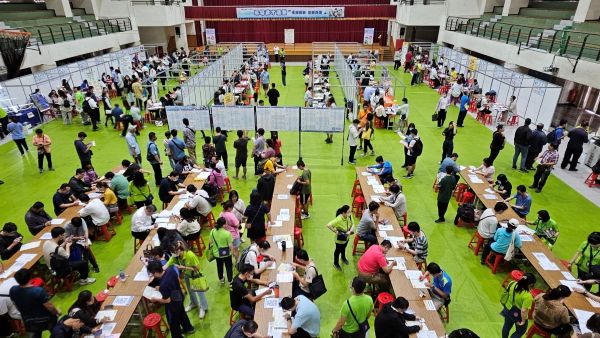 求職馬到成功 321大型徵才活動逾千職缺 勞工局助您搶先機