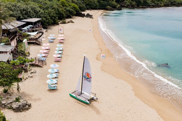 全台首座沉浸式海濱企劃「LA PLAGE LONGCHAMP 瓏驤海灘俱樂部」 於墾丁凱撒大飯店限時登場1