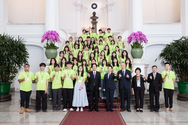 文藻USR志工團接受總統表揚 展現青年影響力1