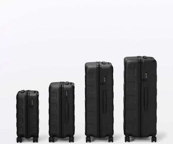 MUJI無印良品「四輪硬殼止滑拉桿箱」改款上市 回應旅行中的移動需求1