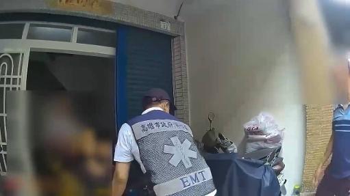 萬金買好鄰 副所長睿智速尋親救老翁