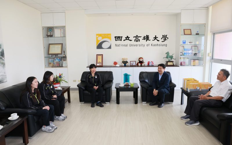 高雄大學桌球3將備戰2026愛知・名古屋亞帕運 校長陳啓仁勉勵 突破自我、迎戰國際舞台1