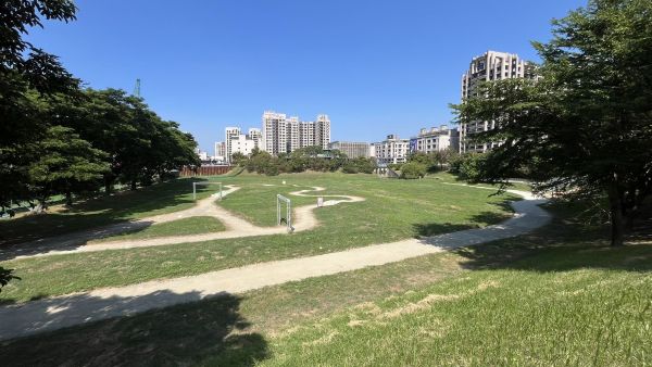 嚴防薔琵颱風外環流降雨 市長陳其邁要求強化山區平地沿海防災應變1