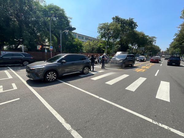 毒駕恍惚追撞交通事故 幸無人受傷1